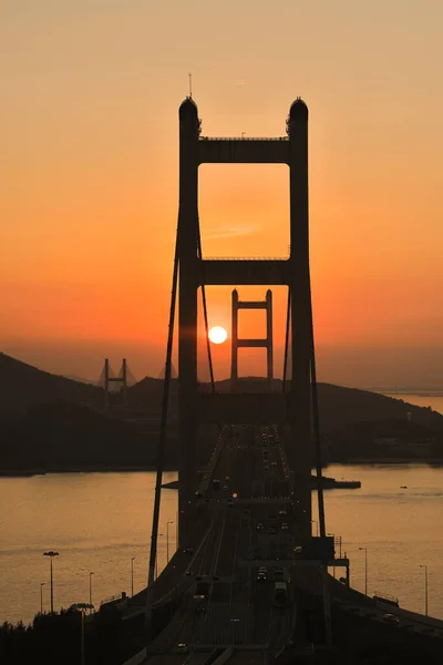 Puesta Sol Naranja Puente Tsing Carreteras Hong Kong Con Estructura —  Fotos de Stock