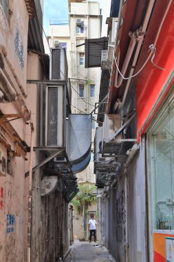 17 Temmuz 2021, Hong Kong 'daki dağınık ara sokak.