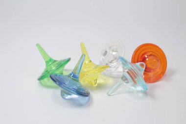 Vintage oyuncak grubu hareket halinde.