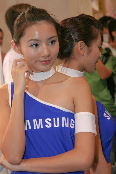 Aug 2005 Participants Dress Promoter Computer Show — 스톡 사진