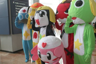 31 Temmuz 2005 Comic Party 'deki güzel Cosplayer,