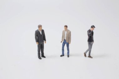 İş adamı minyatür figür fikri başarıya gidiyor.