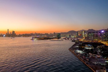 1 Aralık 2021 Kwun Tong Tsai Körfezi, Kowloon Hong Kong