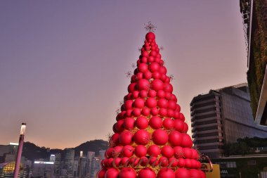 3 Aralık 2021 Sokaklarda Noel süslemeleri, Yıldızlar Bulvarı 