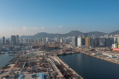 11 Aralık 2021 Kai Tak Geliştirme 'de yapım aşamasında.