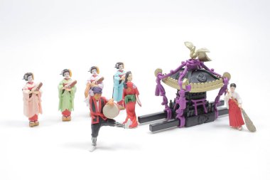 Geleneksel Japon dansı, geleneksel Japon festivalinin geçit töreni.