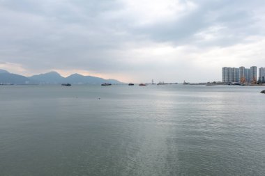 17 Aralık 2021. Tepedeki Kale 'den Tuen Mun manzarası.