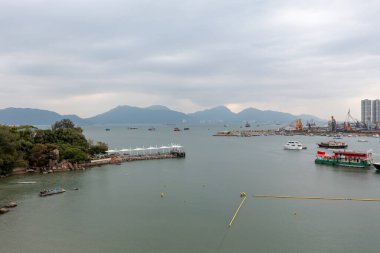 17 Aralık 2021 Castle Peak Körfezi Rıhtım Güvertesi ve Tuen Mun Tayfun Sığınağı