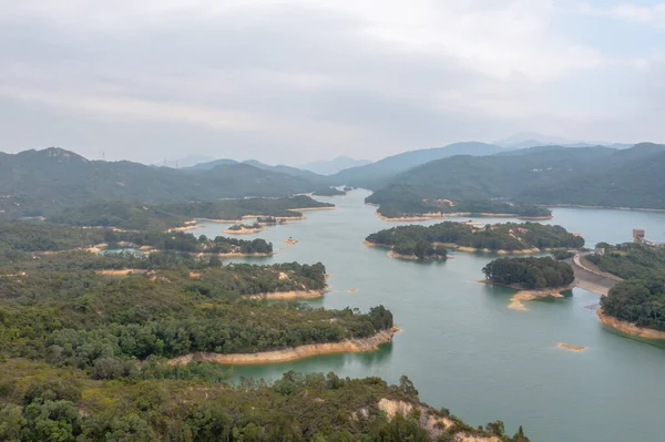 17 Aralık 2021. Tai Lam Chung rezervuarı Hong Kong 'da.