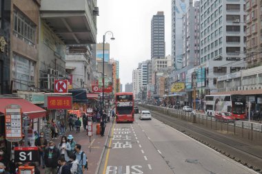 25 Aralık 2021 Castle Peak Yolu Yuen Long Town 'un ana yoludur..