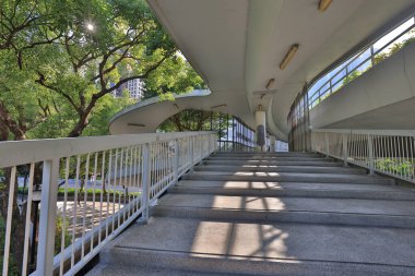 30 Aralık 2021 Otoyol üzerindeki adım köprüsü