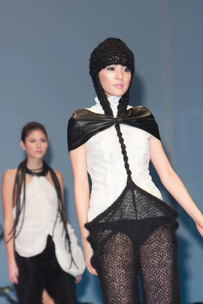 Jan 2008 Fashion Show Catwalk Runway Show Event Fashion Week — 스톡 사진