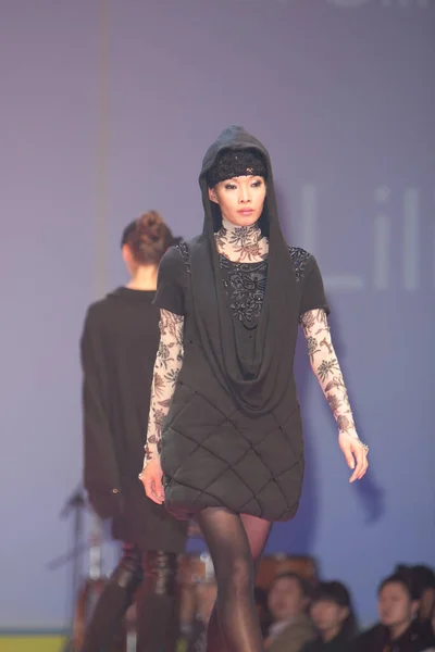 Jan 2008 Fashion Show Catwalk Runway Show Event Fashion Week — 스톡 사진