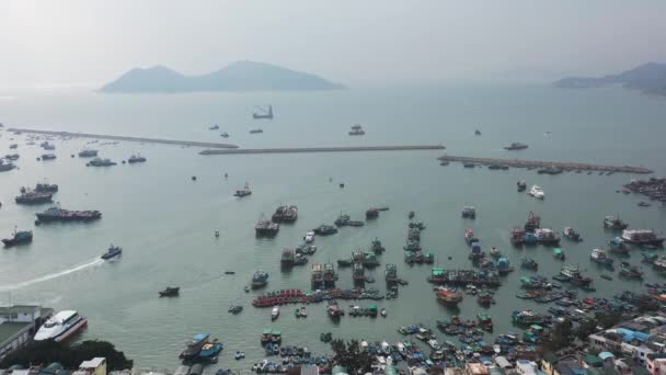 Jan 2022 Shoreline Cliffs Kwun Yam Wan Cheung Chau — ストック動画