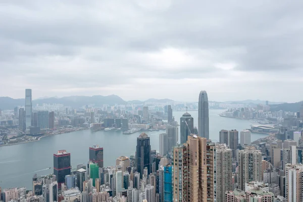 31 Ocak 2022, Hong Kong 'un batısındaki yerleşim bölgesi.