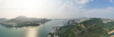 5 Mart 2022 Yau Tong Lei Yue Mun su koyunun manzarası