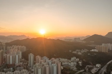 8 Mart 2022 Hong Kong şehir manzarası ve şehir manzarası Tseung Kwan O Junk Bay