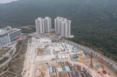 6 Mart 2022 Pak Shing Kok 'taki Site Formasyonu ve Altyapı