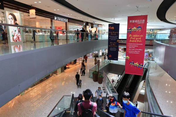 Abril 2021 Interior Con Tiendas Marca Lujo Citygate Outlets Tung — Foto de Stock