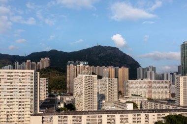 12 Mart 2022 Kowloon 'daki Choi Hung kamu konutlarının görüntüsü,