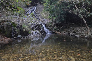 Lohas Park 'taki Siu Chik Sha şelalesi.