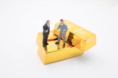 İş finans konsepti. Yatırımda anlaşma ya da müzakere