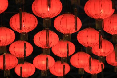 Geleneksel kırmızı fener Çin 'de yeni yıl boyunca