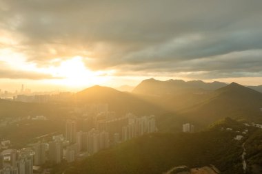 31 Mart 2022 The Cityscape at Sunset, Hong Kong, view at TK