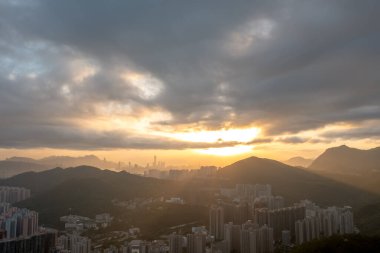 31 Mart 2022 The Cityscape at Sunset, Hong Kong, view at TK