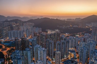 Hang Hau yerleşim alanının 4 Nisan 2022 Gece Görüşü, hk