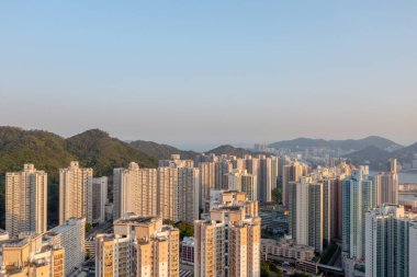 5 Nisan 2022, Lam tin Kwun Tong 'da bir halk evi.