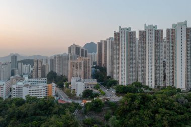 5 Nisan 2022 Yeni kamu konutları, Sau Mau Ping