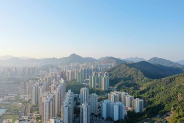 9 Nisan 2022, Lam tin Kwun Tong 'daki konut binası.