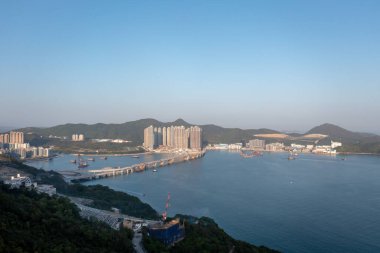 9 Nisan 2022, Junk Bay, Hong Kong ile TKO Town.