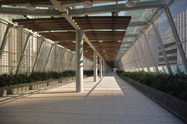 10 Nisan 2022 Kai Tak 'taki modern ayak köprüsü, hk