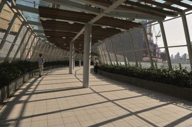 10 Nisan 2022 Kai Tak 'taki modern ayak köprüsü, hk