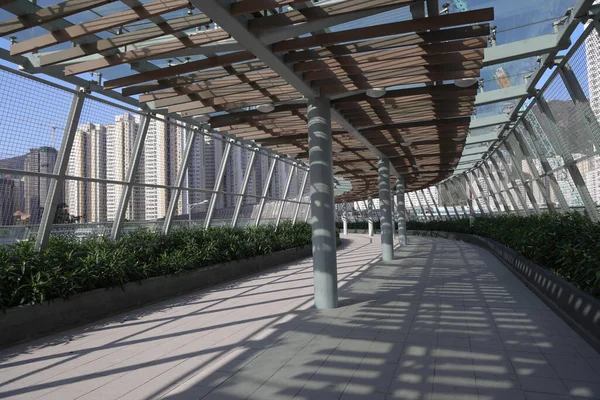 10 Nisan 2022 Kai Tak 'taki modern ayak köprüsü, hk