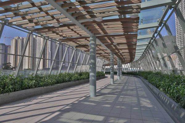 10 Nisan 2022 Kai Tak 'taki modern ayak köprüsü, hk