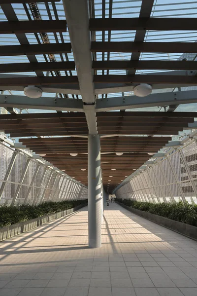 10 Nisan 2022 Kai Tak 'taki modern ayak köprüsü, hk