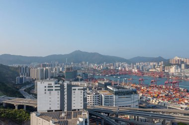 14 Nisan 2022 Kwai Tsing konteyner terminali, Hong Kong