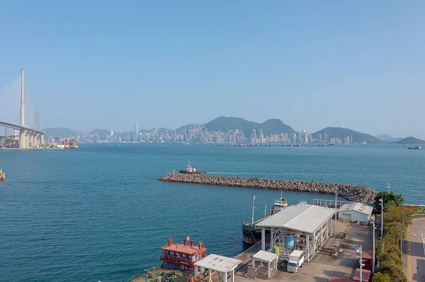 14 Nisan 2022. Hong Kong, Tsing Sheung Ln, Tsing Yi 'de.