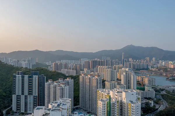 14 Nisan 2022, Tsuen Wan 'daki Serseri Kanalı, hk.