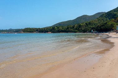23 Nisan 2022 Hong Kong 'da güzel kumlu plaj, Clear Water Bay Second Beach