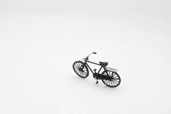 Escala Bicicleta Fundo Branco — Fotografia de Stock