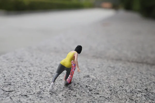 Patenci figürü numaralar yapmaya hazır. 