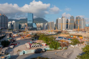 24 Nisan 2022 Kai Tak Spor Parkı yapım aşamasında.