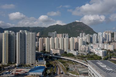 24 Nisan 2022 Kwun Tong Hong Kong 'daki konut binaları.