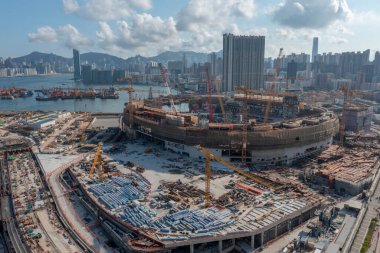 24 Nisan 2022 Kai Tak Spor Parkı yapım aşamasında.