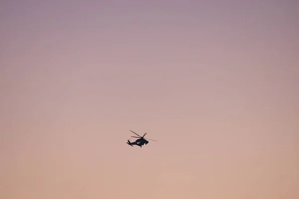 2019 Foto Vrtulníku Při Západu Slunce Silueta Vrtulníku Slunci — Stock fotografie