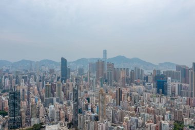 7 Mayıs 2021 Kowloon Yarımadası 'nın güneyinde bir şehir manzarası.